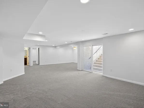 28 Basalt Dr #Basement, Fredericksburg, VA 22406