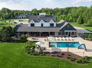 30033 Stratford Ct, Niles, MI 49120