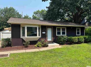 2544 Glenn St, Bettendorf, IA 52722