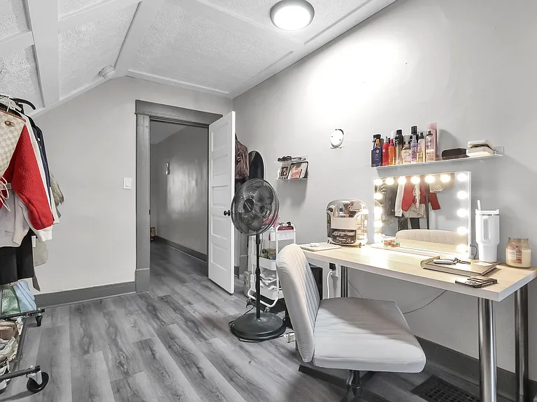 168 Chittenden Ave — Photo 21