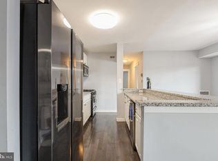 12413 Braxfield Ct APT 15, Rockville, MD 20852