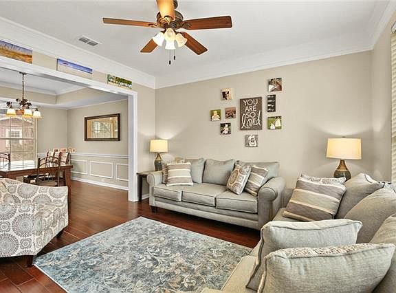 5th image of 1919 Waterford Dr