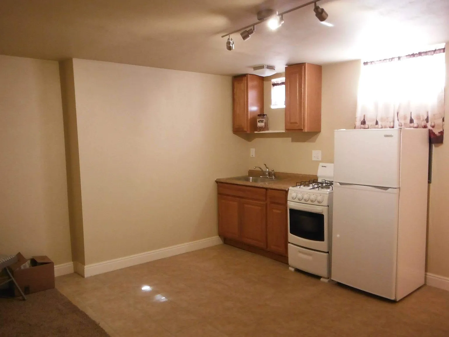 170 W 200 S — Photo 1