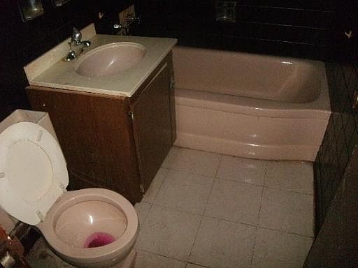 4th image of 5 E Mantua Ct