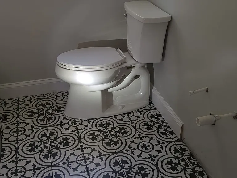386 Holmes Cir — Photo 27