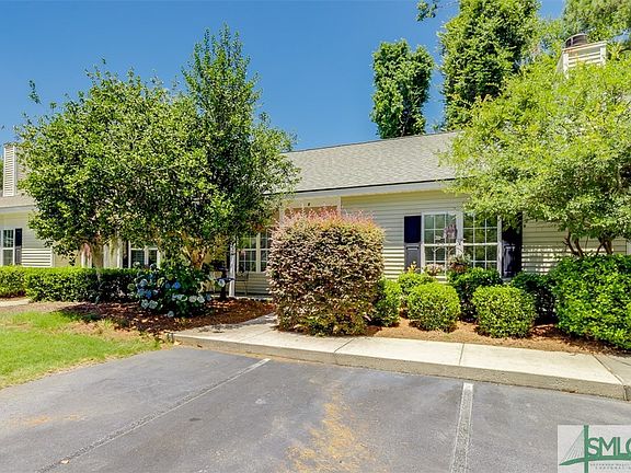 2nd image of 2 Olde Towne Place Drive