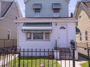 12126 Irwin Pl, Jamaica, NY 11434