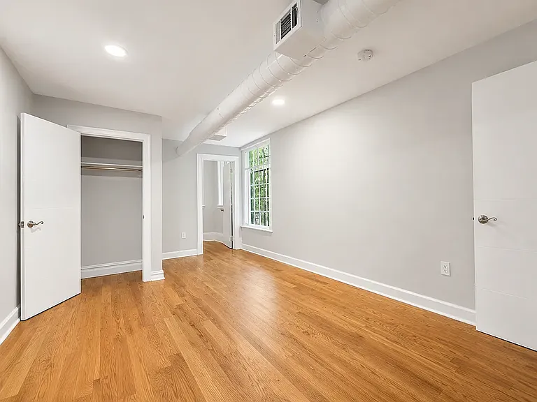 229 Washington Ave #1G — Photo 4