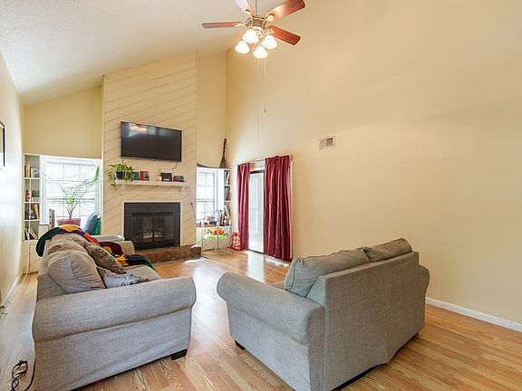 4th image of 3115 Tyndall Dr