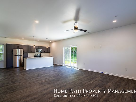 5th image of 1920 Edwards St #D