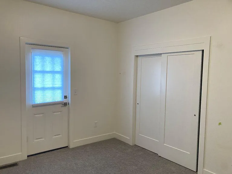 297 E 6790 S — Photo 18