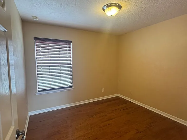 5364 Penway Dr — Photo 22