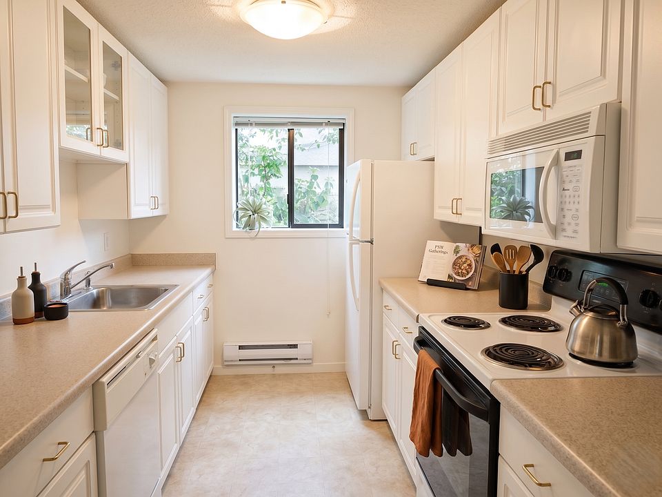 1st image of 3624 13th Ave W APT 4