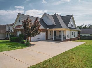 202 Southern Winds Dr, Enterprise, AL 36330