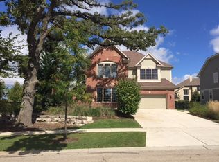 3654 Ancient Oak Dr, Elgin, IL 60124