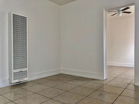 5th image of 2240 Santa Fe Ave APT D