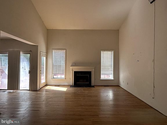 4th image of 3208 Havenwood Ct