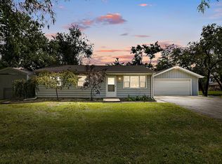 9441 Hawthorne Ave, Mokena, IL 60448