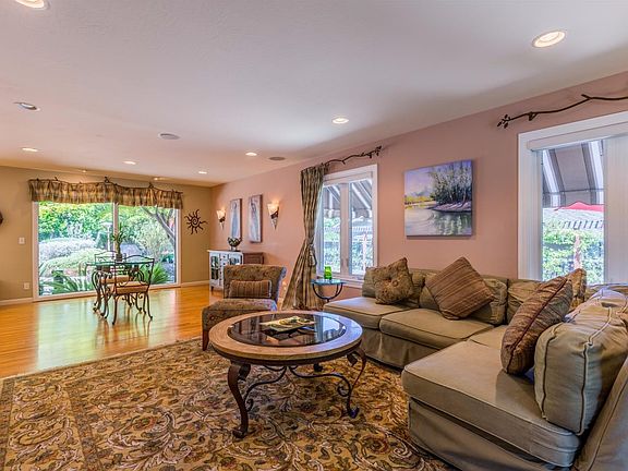 5th image of 130 Westhill Dr