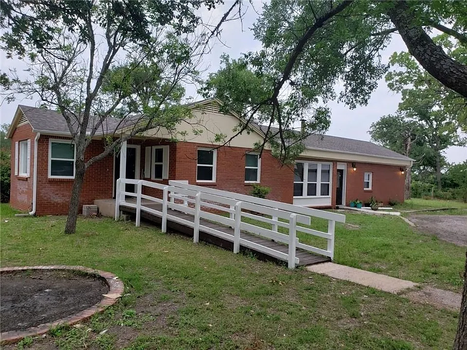 18901 Hog Eye Rd