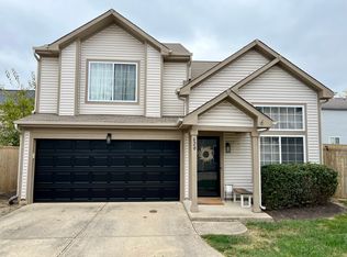 620 Cembra Dr, Greenwood, IN 46143