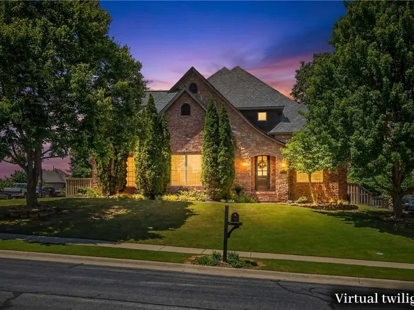 1505 NE Chapel Hill Dr, Bentonville, AR 72712