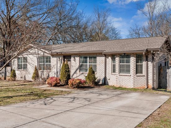 1947 Russell Ct, Murfreesboro, TN 37130