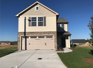 5757 Midstream Cir, Clemmons, NC 27012