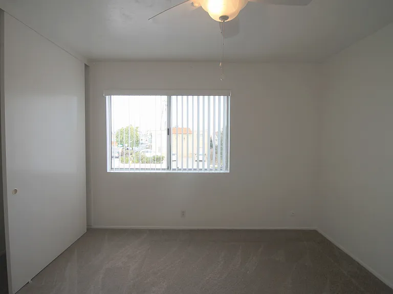 2835 Polk Ave — Photo 17