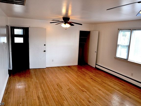 2nd image of 9 Jefferson St