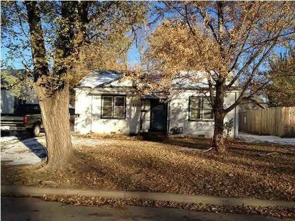 1152 S Edwards Ave, Wichita, KS 67213