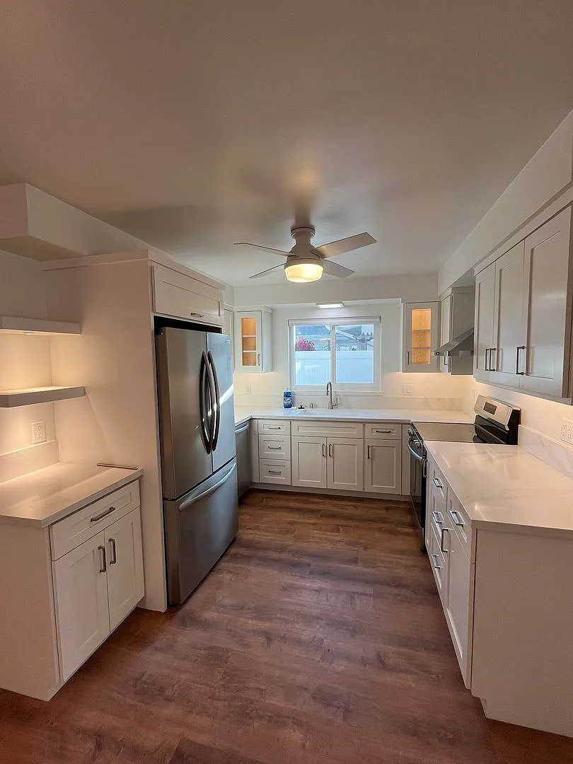 Stunning 3bd/2ba On Coronado Island! -2 Blocks From The Beach! $7,095/Mo! — Photo 3