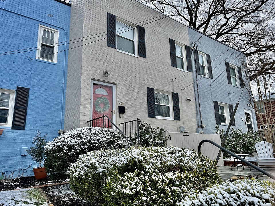 Front of Townhouse