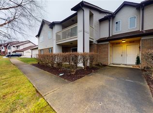 7085 Village Dr, Mentor, OH 44060