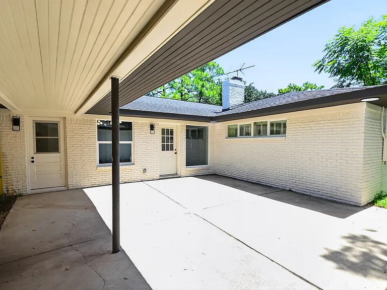 5675 Sylmar Rd — Photo 28