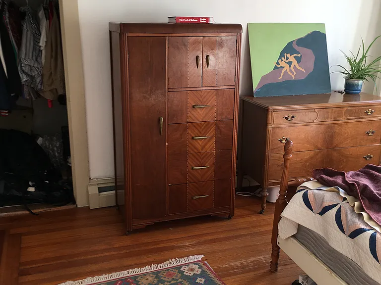 122 E Manning St — Photo 4