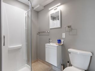 12 Derne St #202, Boston, MA 02114