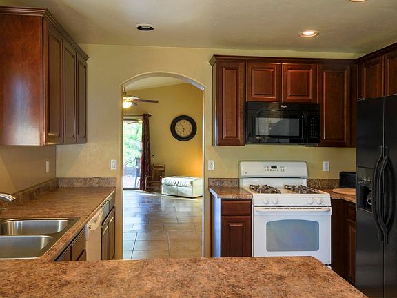 4th image of 14185 E Camino Murcia
