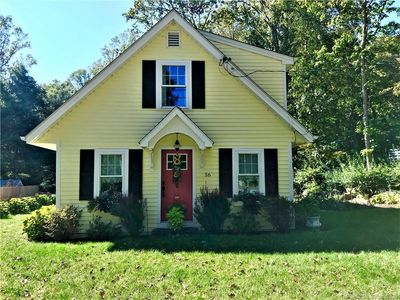 56 Lynn Rd, Ivoryton, CT, 06442