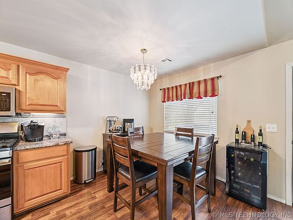 5th image of 2804 S 26th St