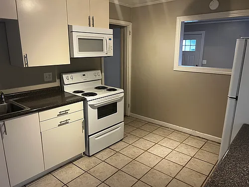 242 S Marion St #242 Photo 1
