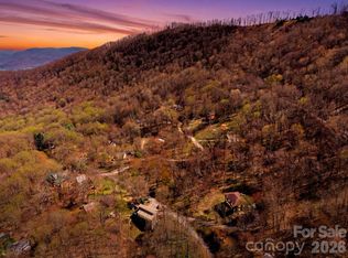 210 Apple Creek Rd, Waynesville, NC 28786