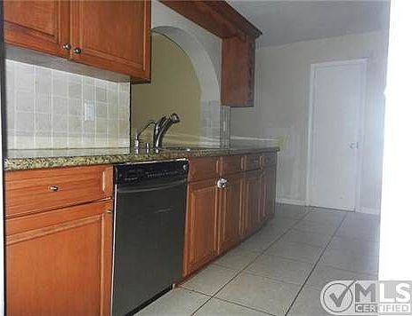 4th image of 277 Via Hermosa