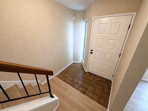 2nd image of 1662 Parkside Dr #1662