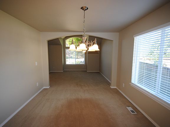 5th image of 8306 212th Ave E