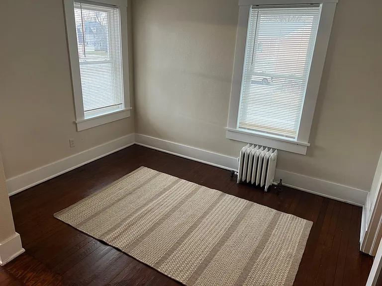 secondary bedroom