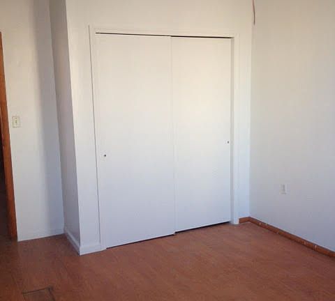 5th image of 144 Wyckoff Ave APT 02