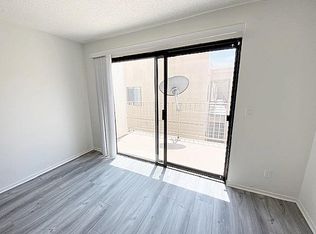 819 Redondo Ave #302, Long Beach, CA 90804