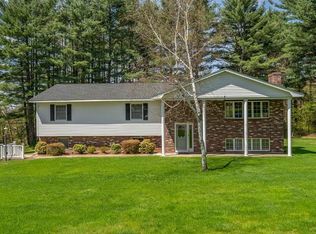 1 Hawthorne Rd, Wilbraham, MA 01095