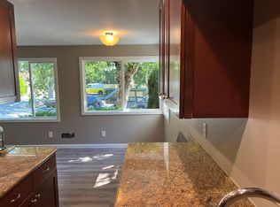 4207 Fremont Ave N APT 3, Seattle, WA 98103